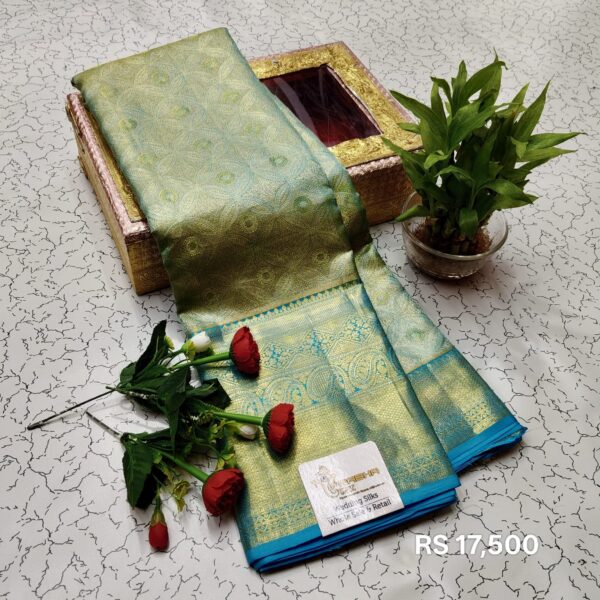 Pure Kanjivaram Pattu Saree with Silk Mark