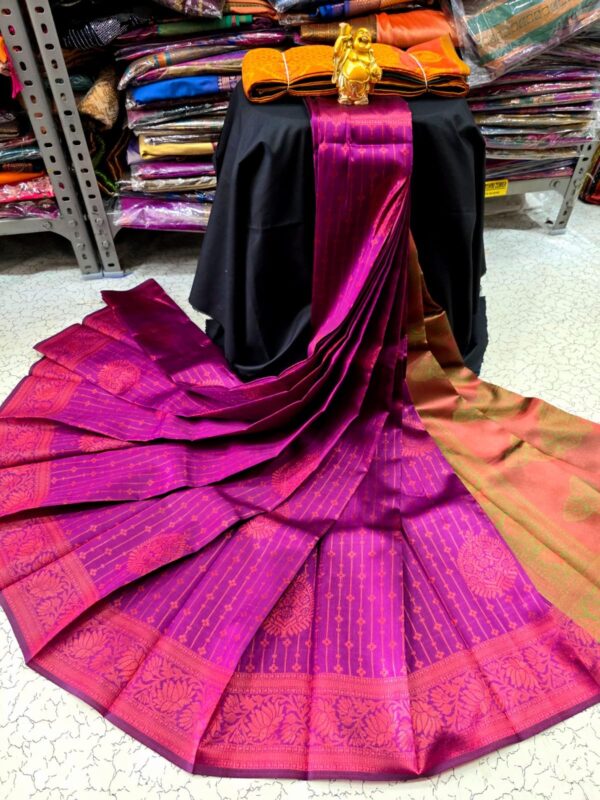 Vairaoosi Pattern Kubera - Rich magneta colour