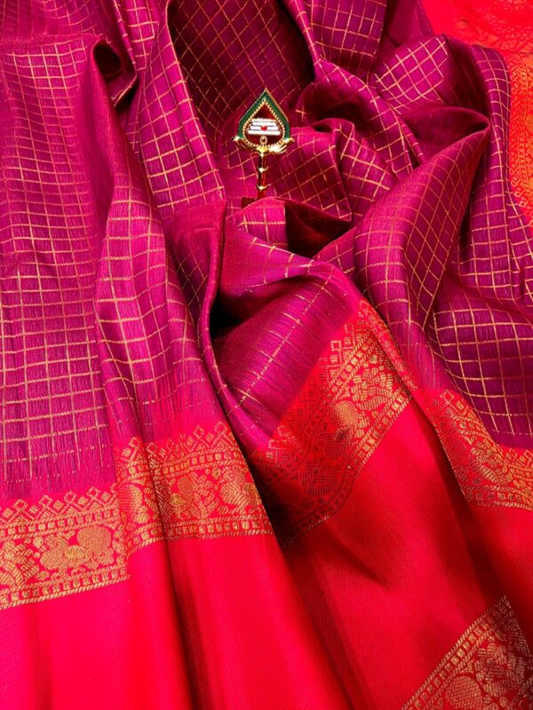 Own Production Kanchi Soft Checked - Red
