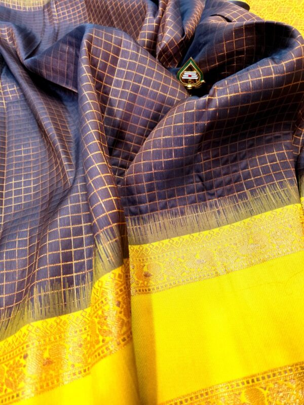 Own Production Kanchi Soft Checked - mustard gold