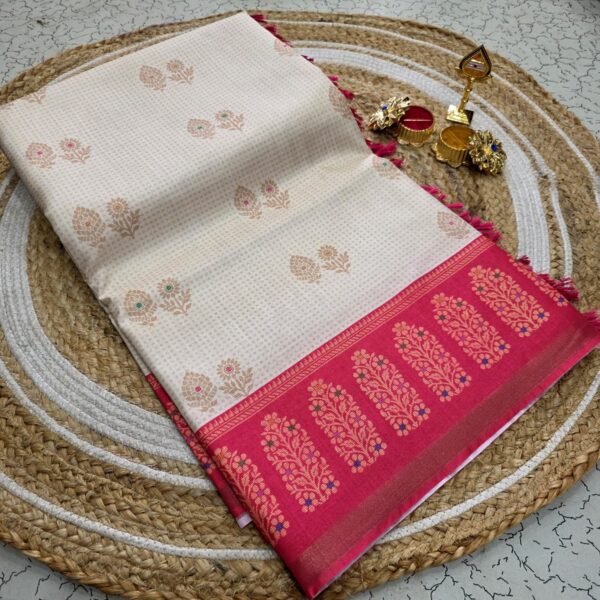 Siddhanth Weaves Vanakkam Silk - Ivory gold & White Red Zari border