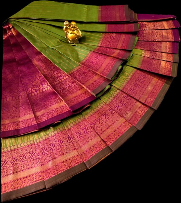 Vairaoosi Model kubera - Parrot green